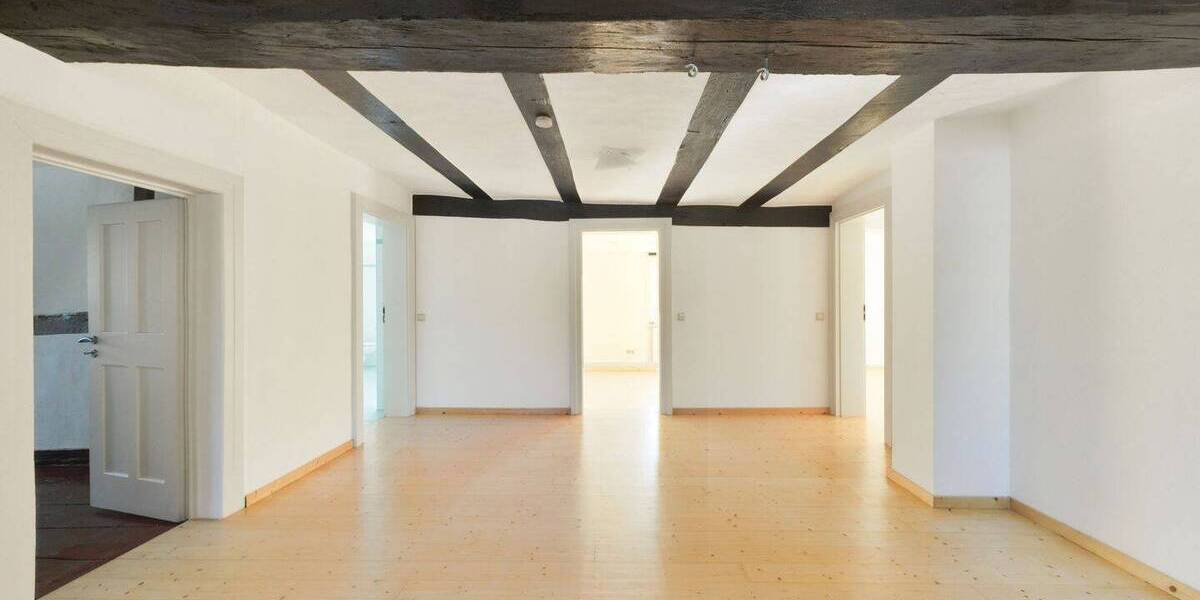 Mehrfamilienhaus, Wohnhaus Haunetal Wehrda - 8 Zimmer, 180 m&sup2;, 1.100&euro; | Angebot:26433531