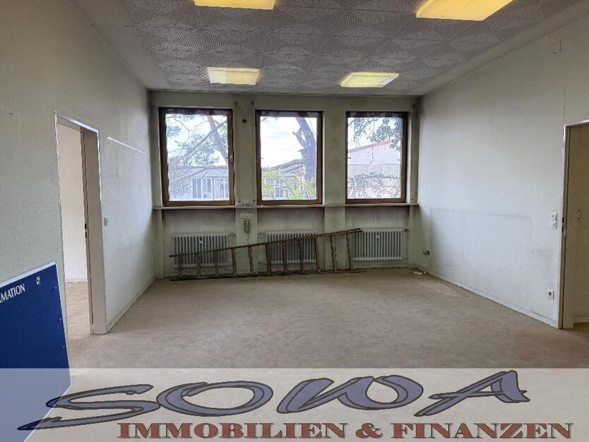 Großzügige Lagerhalle mit Büro-Lagerräumen und einem großzügien Wohnhaus in Gaimersheim - Nähe Westpark! - Ein Objekt von Ihrem Immobilienpartner SOWA Immobilien und Finanzen zimmer