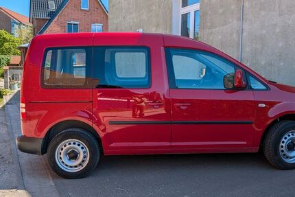 VW Caddy 112.500 km 7.700 &euro; Waren 17192