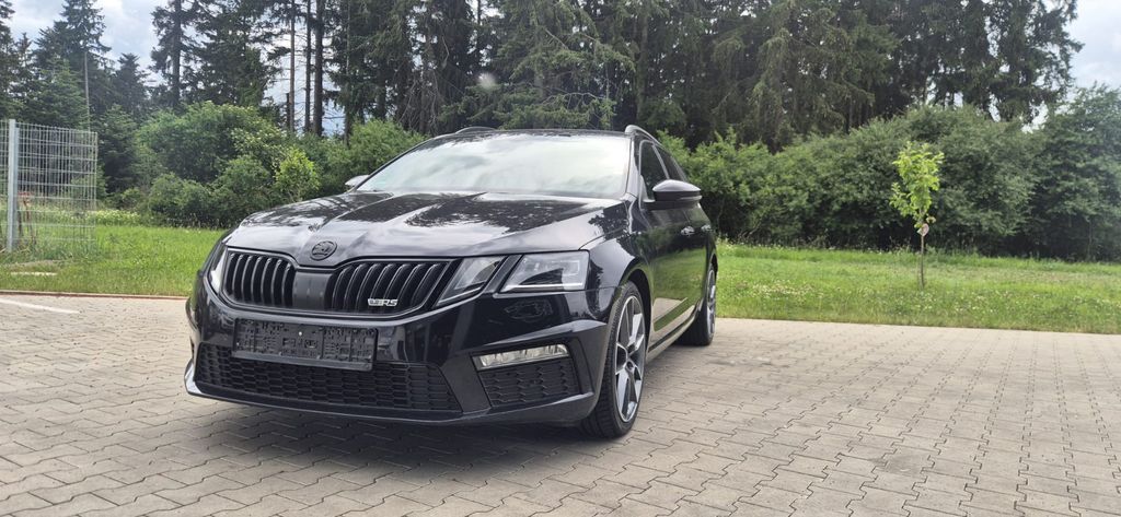 Skoda Octavia 165.000 km 16.900 &euro; Trossingen 78647