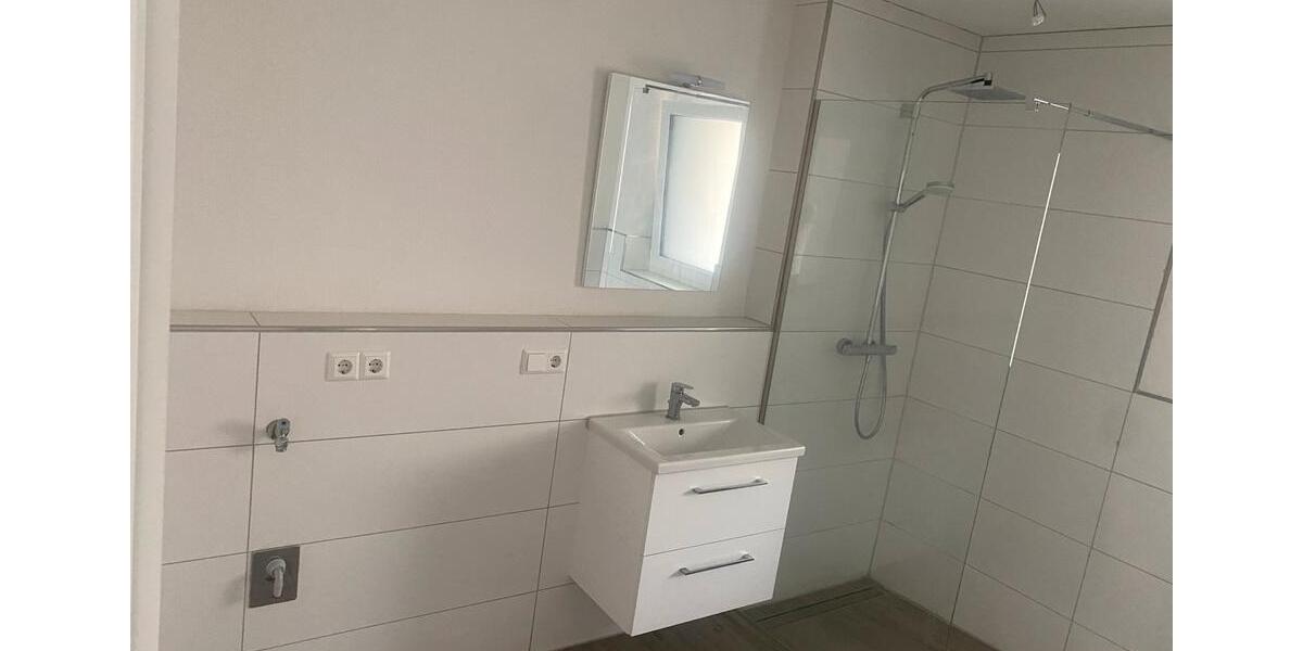 Erdgeschoßwohnung Karlsdorf-Neuthard Neuthard - 2 Zimmer, 65 m&sup2;, 800&euro; | Angebot:25933498