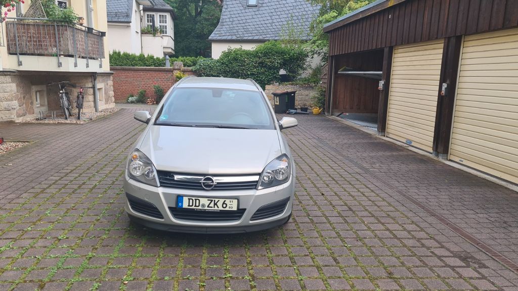 Opel Astra 101.800 km 2.450 &euro; Dresden 01129