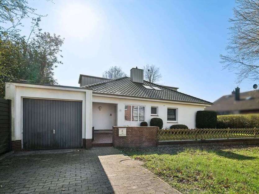 Haus zum Kaufen in Varel 349.000 € 190 m²