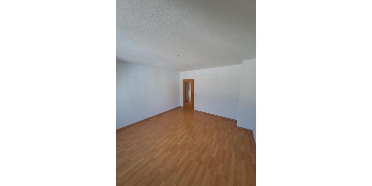 Dachgeschoßwohnung Plauen Altstadt - 2 Zimmer, 50 m&sup2;, 45.000&euro; | Angebot:26706856