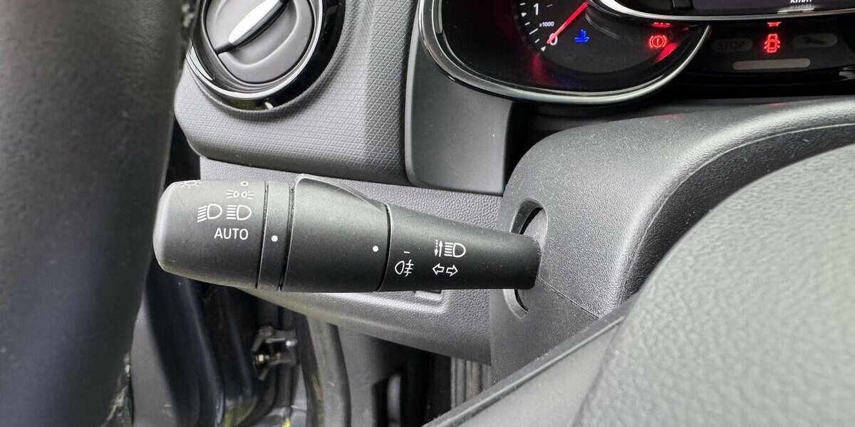 Renault Clio dCi90 Cargo 2Si PKW Navi Klima Lim.1Hd EU 6 60.000 km 9.000 &euro; Erftstadt 50374