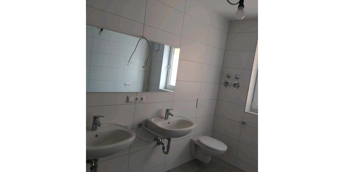 große helle 3 Zimmer- Galeriewohnung 3 zimmer