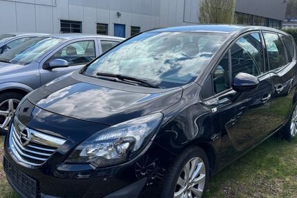 Opel Meriva 100.900 km 4.490 &euro; Lennestadt (Meggen)…. 57368