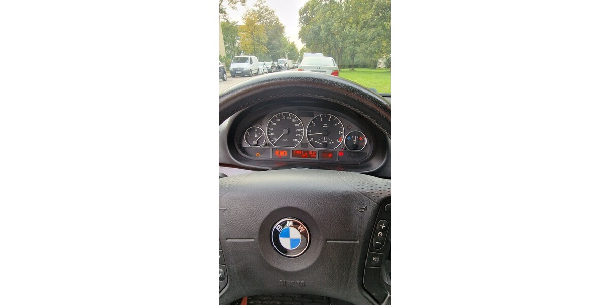 BMW 320I 173.831 km 2.000 &euro; München 80313