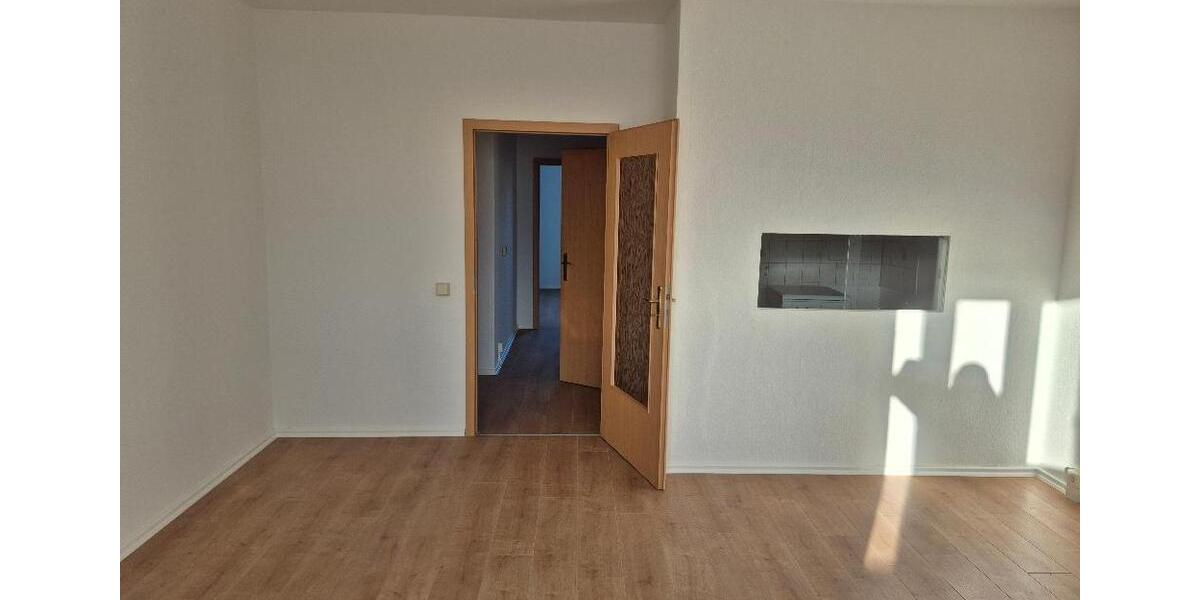 Etagenwohnung Strasburg (Uckermark) - 2 Zimmer, 48 m&sup2;, 295&euro; | Angebot:25255447