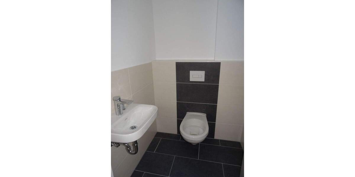 Zimmer Rathenow Rathenow West - 4 Zimmer, 145 m&sup2;, 1.160&euro; | Angebot:25665406