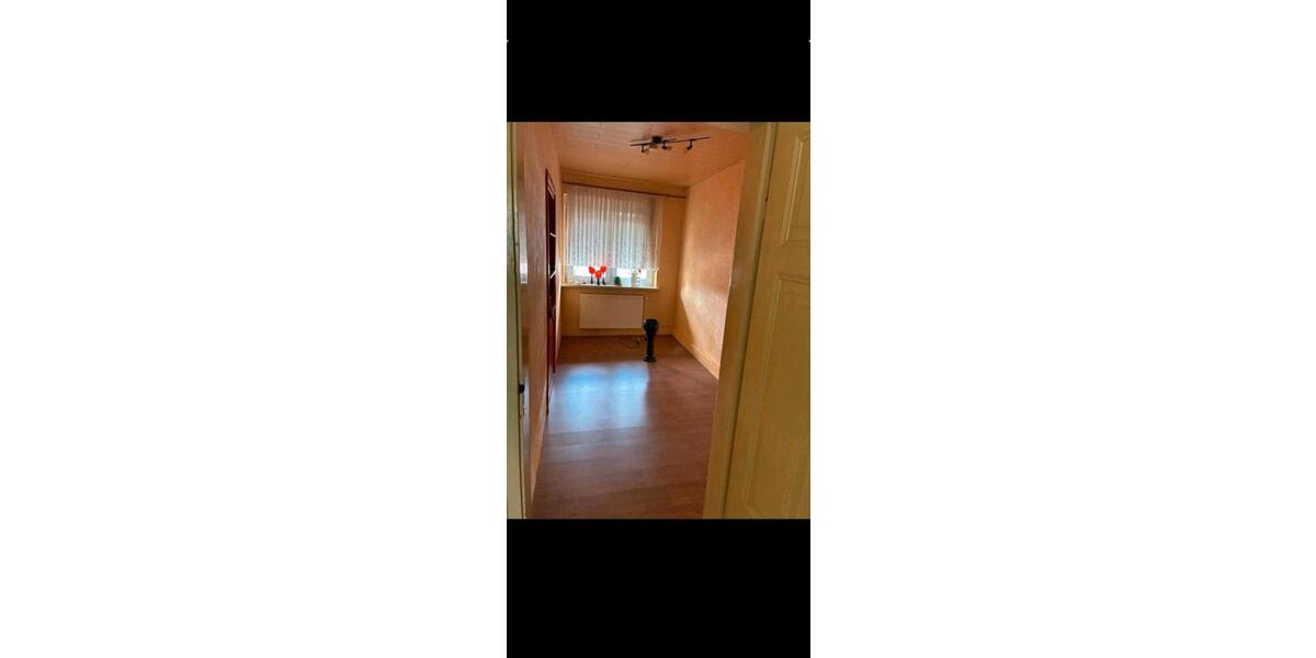 Mehrfamilienhaus, Wohnhaus Zerbst (Anhalt) - 5 Zimmer, 140 m&sup2;, 140.000&euro; | Angebot:26334739
