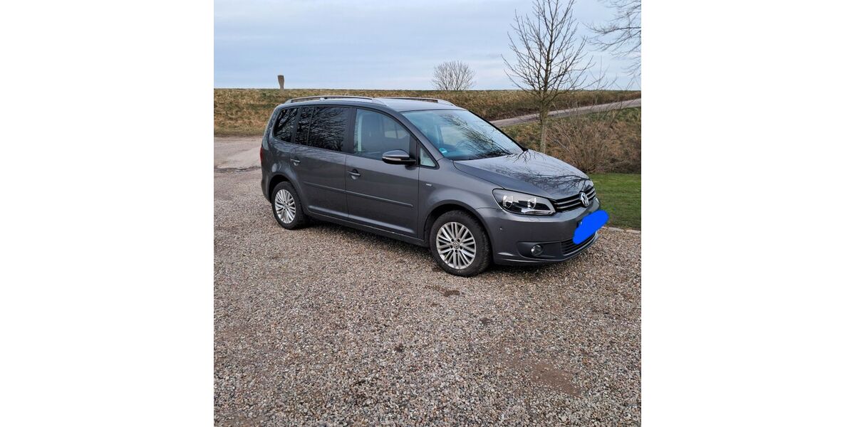 VW Touran 219.000 km 7.400 &euro; Nordstrand 25845