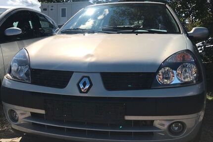 Renault Clio 59.300 km 999 &euro; München 81243