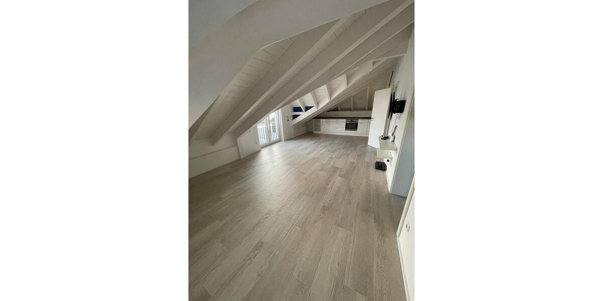 Dachgeschoßwohnung Hainburg - 2.5 Zimmer, 65 m&sup2;, 700&euro; | Angebot:24775529