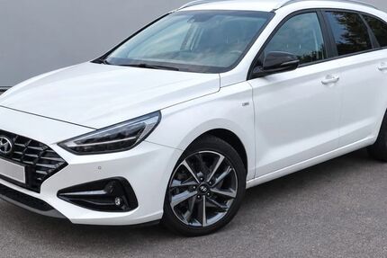 Hyundai i30 107.000 km 16.500 &euro; Windhagen 53578