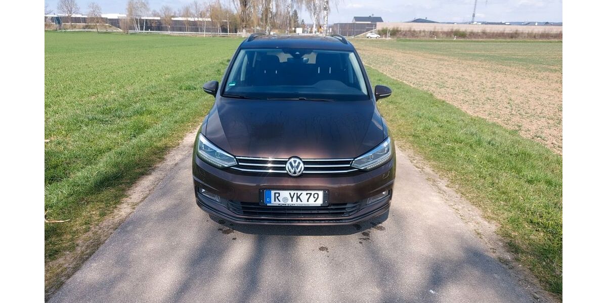 VW Touran 195.000 km 11.999 &euro; Regensburg 93055