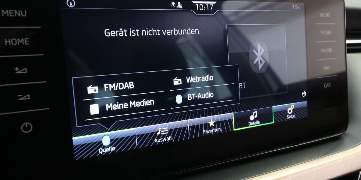 Skoda Kamiq TSI OPF DSG Style Plus NAVI+LED+ACC+ALU17 24.236 km 20.900 &euro; Hagenow 19230