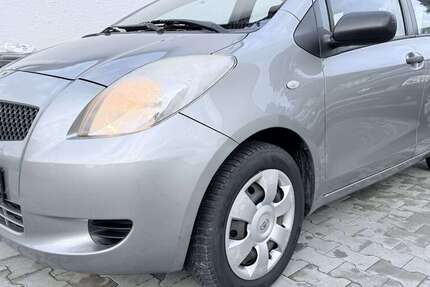 Toyota Yaris 127.000 km 2.700 &euro; Augsburg 86169