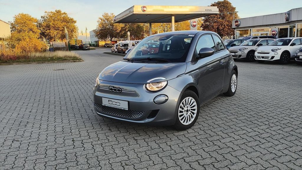 Fiat 500e 16.797 km 17.999 &euro; Massen 03238