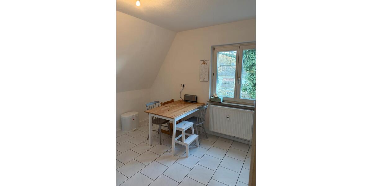 Etagenwohnung Kassel Nordshausen - 4 Zimmer, 150 m&sup2;, 1.500&euro; | Angebot:25515595