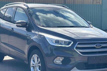 Ford Kuga 168.000 km 11.300 € Berlin 12107