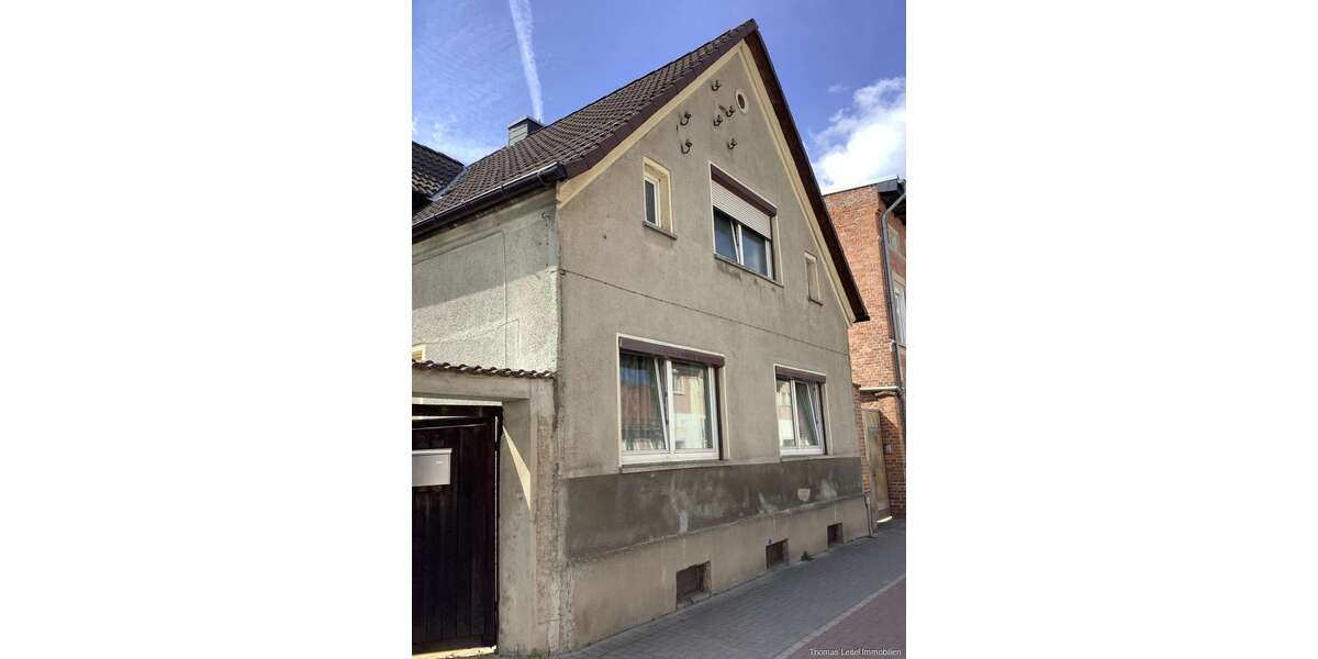 Einfamilienhaus Sülzetal / Altenweddingen Altenweddingen - 4 Zimmer, 120 m&sup2;, 82.000&euro; | Angebot:26845451