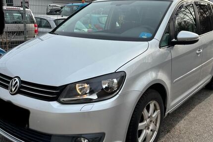 VW Touran 153.000 km 7.000 &euro; Hamburg 21073