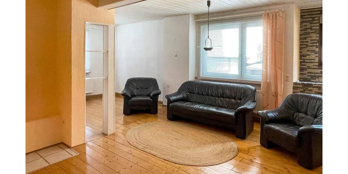 Einfamilienhaus Bad Lobenstein Lobenstein - 7 Zimmer, 228 m&sup2;, 59.900&euro; | Angebot:26929945