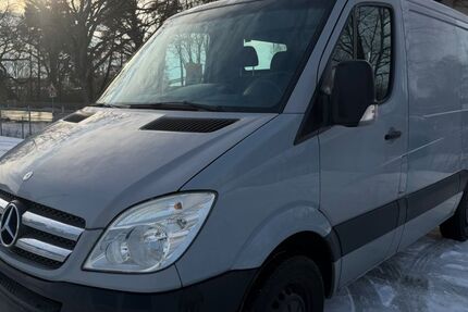 Mercedes-Benz Sprinter 157.600 km 10.590 &euro; Braunschweig 38110