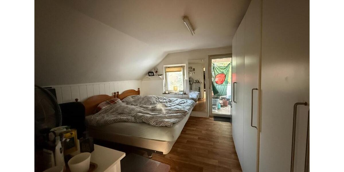 Dachgeschoßwohnung Griesheim - 2 Zimmer, 70 m&sup2;, 900&euro; | Angebot:25384846