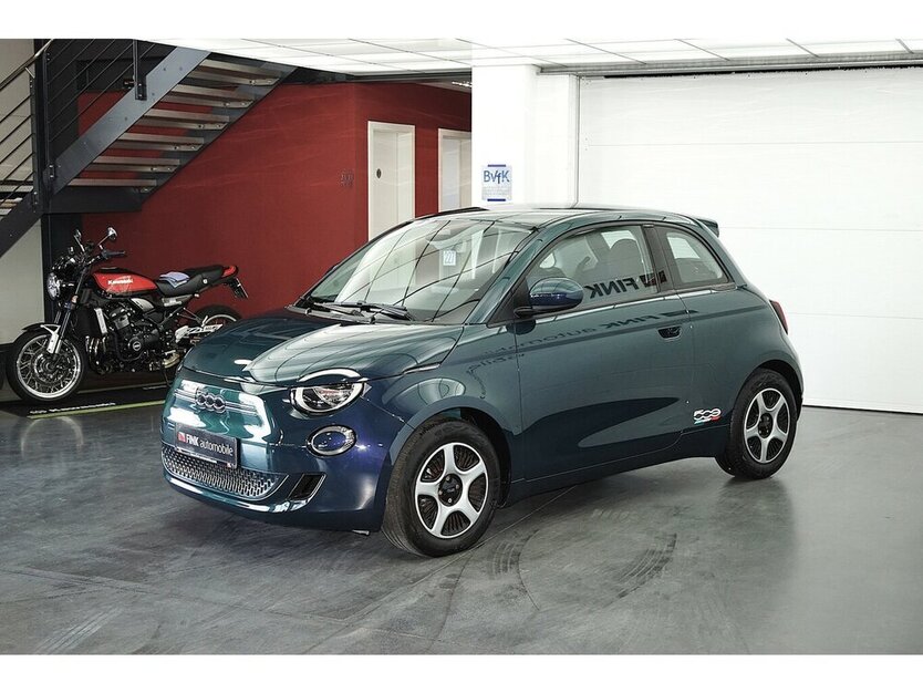 500e Action Carplay Android Automatik 1.Hand