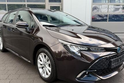 Toyota Corolla 48.310 km 22.490 &euro; Kiel 24109