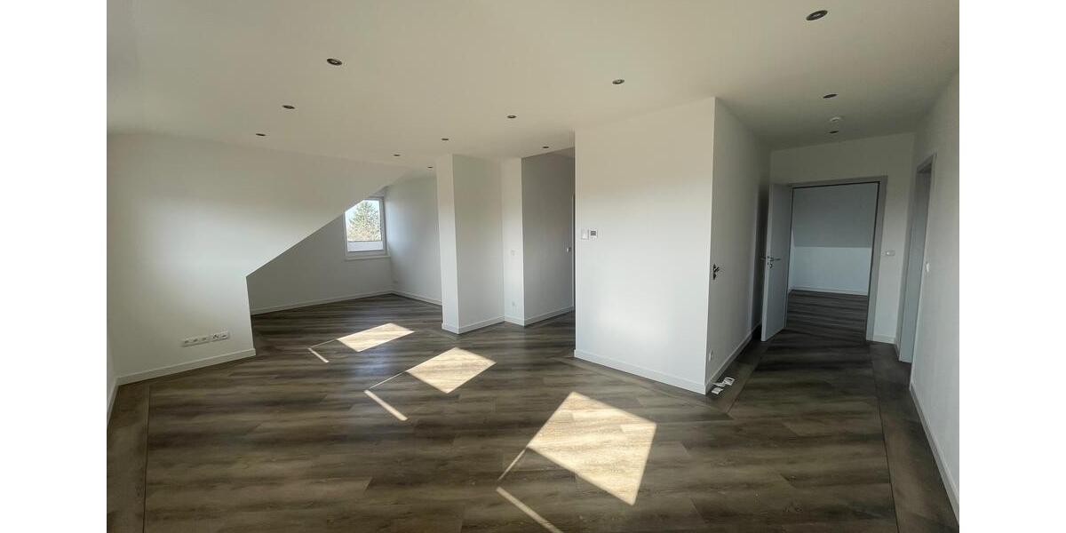 Etagenwohnung Sassnitz - 3 Zimmer, 97 m&sup2;, 1.100&euro; | Angebot:25436489