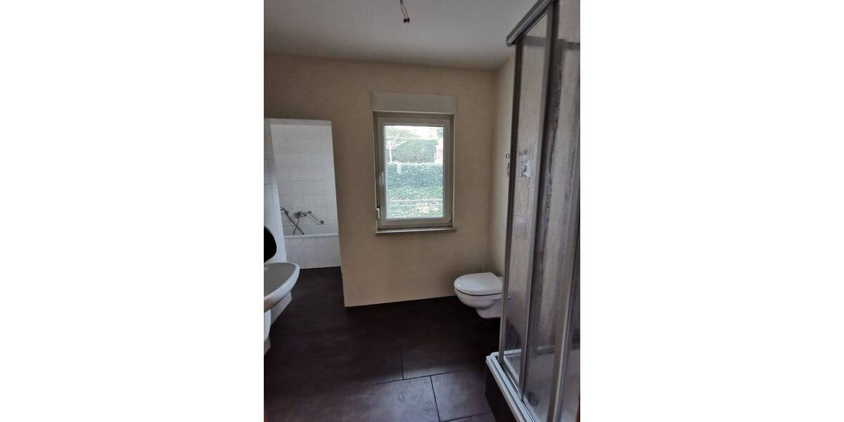 Etagenwohnung Eisenach - 2 Zimmer, 57 m&sup2;, 80.000&euro; | Angebot:26242942