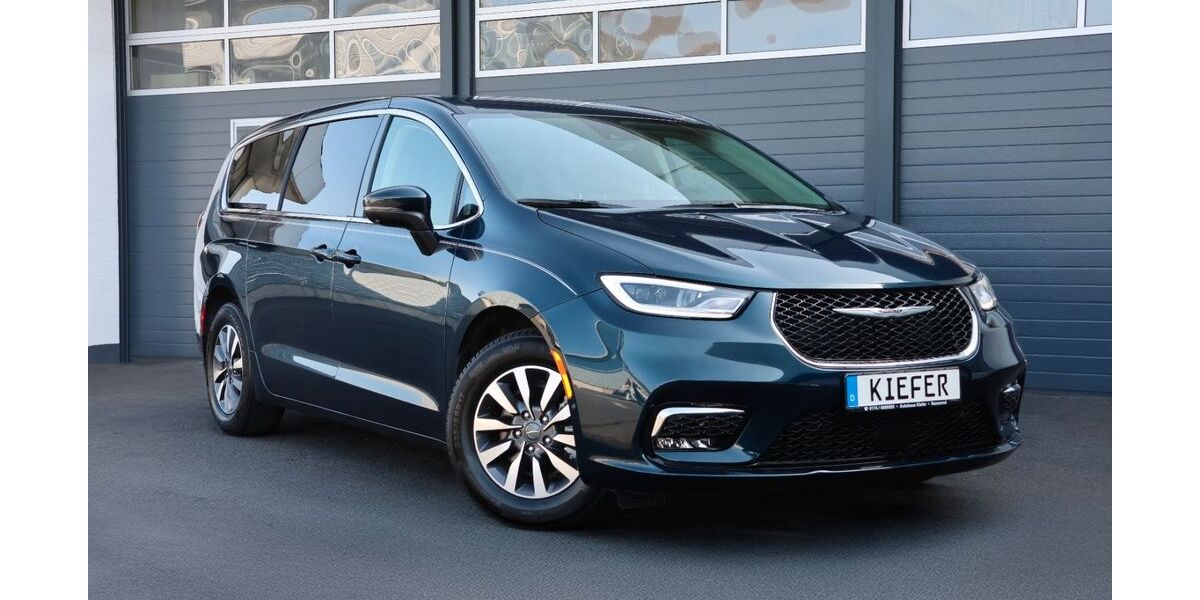 Chrysler Pacifica 3.427 km 27.950 &euro; Rennerod 56477