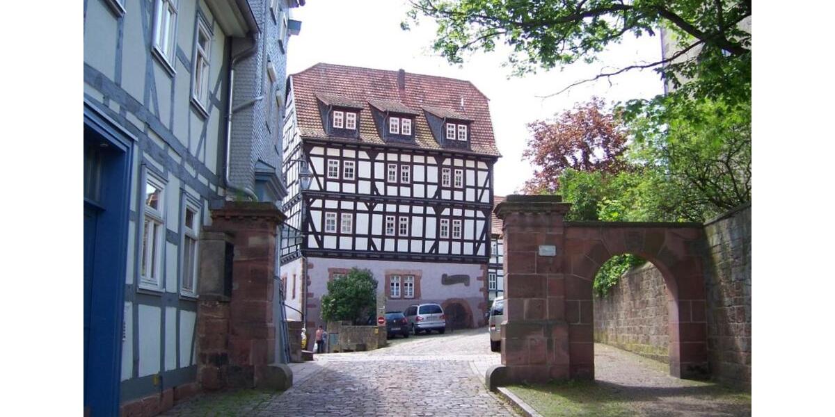 Dachgeschoßwohnung Schlitz - 2 Zimmer, 31 m&sup2;, 400&euro; | Angebot:24703209