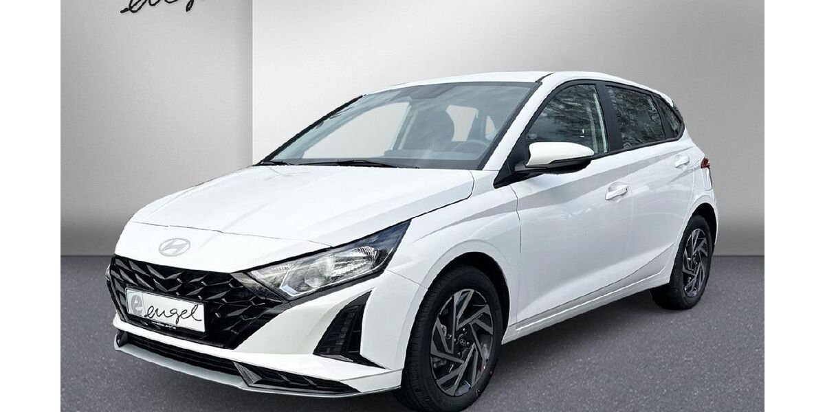Hyundai i20 9.100 km 18.389 &euro; Wunsiedel 95632
