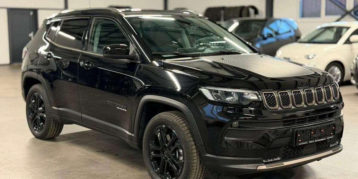 Jeep Compass 3.843 km 26.450 &euro; Friedewald 36289