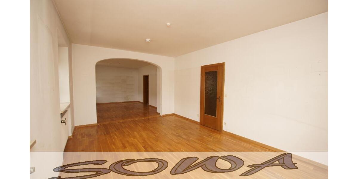 Mehrfamilienhaus mit 5 Wohneinheiten, zwei Garagen und Garten in zentraler Lage in Neuburg - Ein Objekt von Ihrem Immobilienpartner SOWA Immobilien und Finanzen - Mehrfamilienhaus, Wohnhaus Neuburg an der Donau | Angebot:26299735