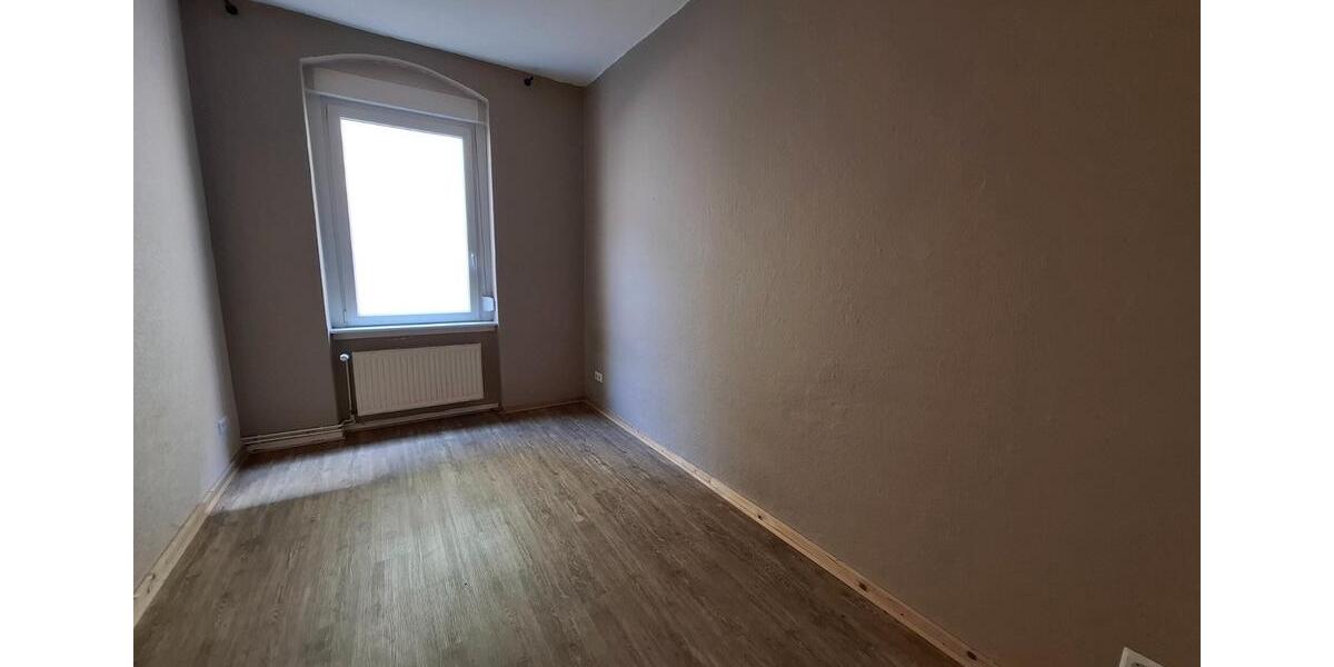 Hochparterre Salzgitter Ortschaft Nord - 3 Zimmer, 80 m&sup2;, 240.000&euro; | Angebot:26882415