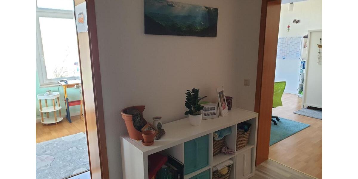 Etagenwohnung Genthin - 2 Zimmer, 80 m&sup2;, 398&euro; | Angebot:25959299