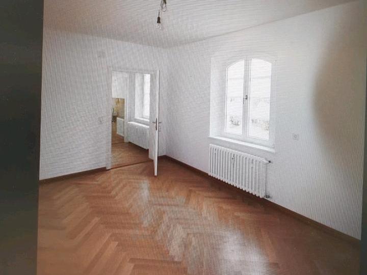 Etagenwohnung Memmingen - 4.5 Zimmer, 122 m&sup2;, 900&euro; | Angebot:26375373