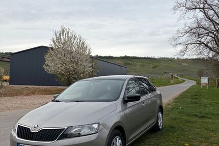 Skoda Rapid 174.109 km 8.100 &euro; Gau-Bickelheim 55599