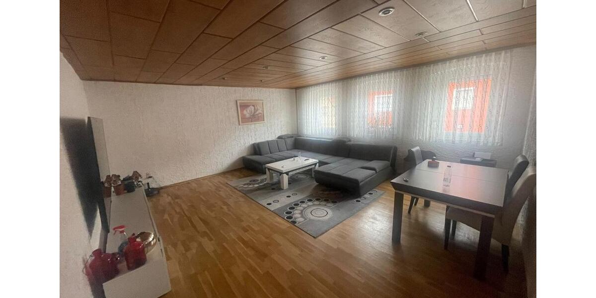 Mehrfamilienhaus, Wohnhaus Markt Erlbach - 16 Zimmer, 450 m&sup2;, 460.000&euro; | Angebot:27050053