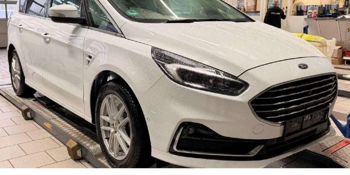 Ford S-Max 39.990 km 28.440 &euro; Weinheim 69469