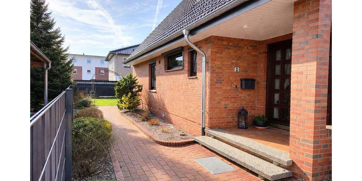 Einfamilienhaus Westerrönfeld - 5 Zimmer, 139 m&sup2;, 335.000&euro; | Angebot:25780002