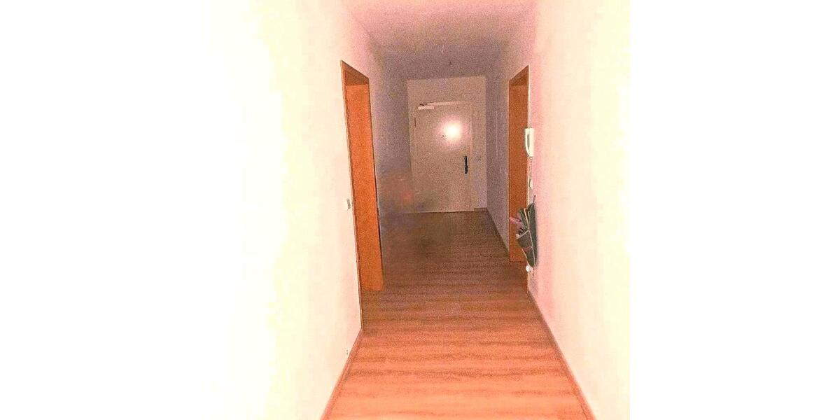 Erdgeschoßwohnung Hildburghausen - 3 Zimmer, 94 m&sup2;, 820&euro; | Angebot:25990379