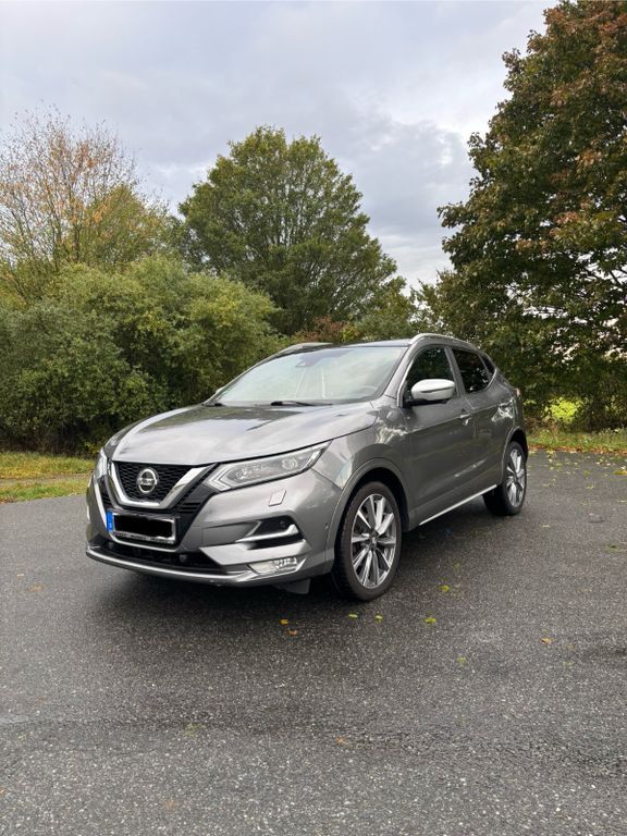Nissan Qashqai 106.685 km 16.500 € Peine 31226