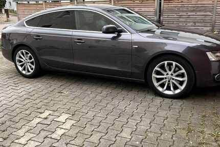 Audi A5 295.000 km 8.900 &euro; Amberg 92224