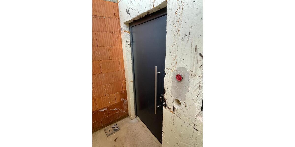 2-Zi. Souterrainwohnung ( Neubau-Erstbezug ! ) 2 zimmer